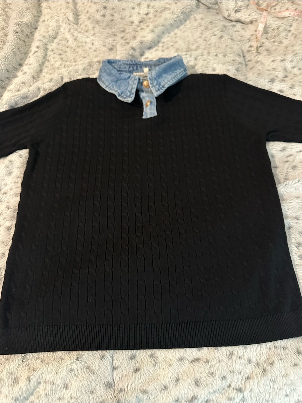 Women's Black Cable-Knit Crewneck Sweater with Denim-Style Collar